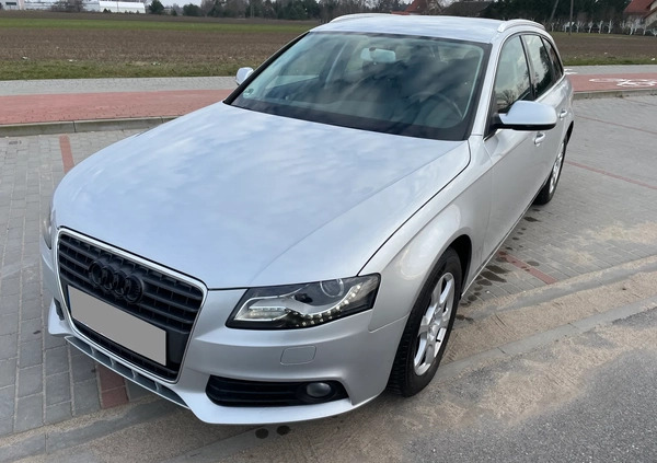 Audi A4 cena 32900 przebieg: 112000, rok produkcji 2010 z Nidzica małe 407